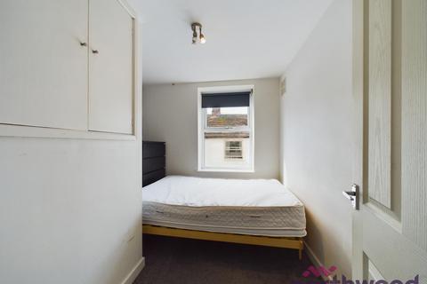 1 bedroom end of terrace house for sale, Pierce Street, Macclesfield SK11