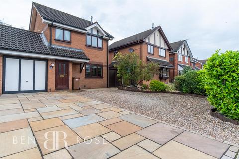 3 bedroom detached house for sale, Spey Close, Leyland