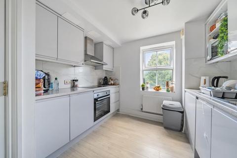 2 bedroom flat for sale, Swindon,  Wiltshire,  SN2