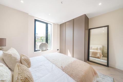 2 bedroom apartment for sale, Grafton Road, London