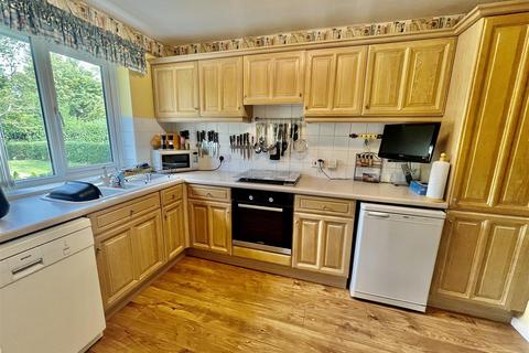 18 Chantry Close, Faverdale, Darlington, DL3 0BG