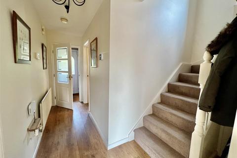 18 Chantry Close, Faverdale, Darlington, DL3 0BG