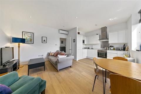 Flat 5, Clarence Court, 5 Dee Road, Richmond, TW9 2JN