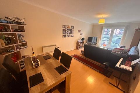 2 bedroom flat for sale, Qube, 2 Townsend Way, West Midlands, B1