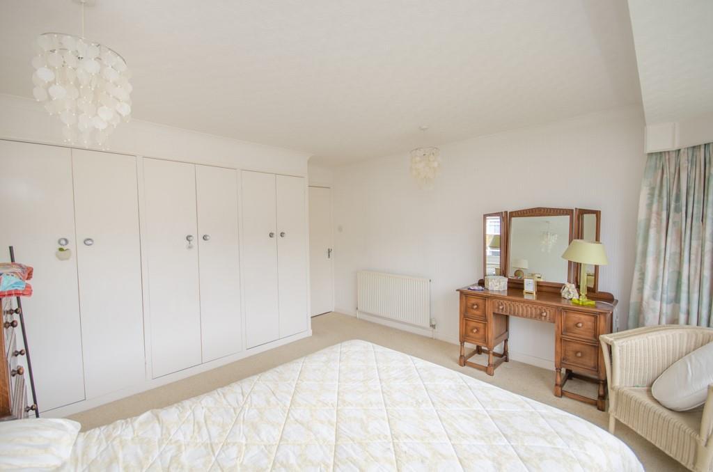 Bedroom pic 2.jpg