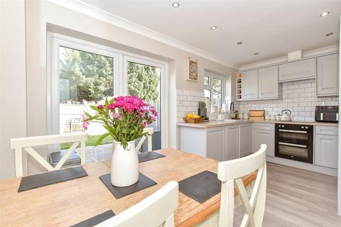 2 bedroom end of terrace house for sale, Sunburst Close, Marden, Tonbridge, Kent