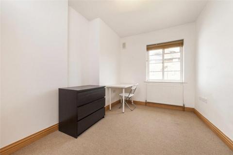 2 bedroom apartment to rent, Ossulton Way London N2