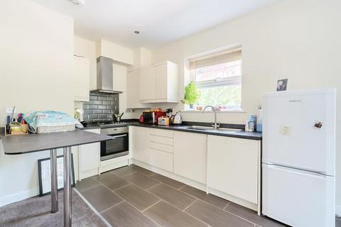 2 bedroom maisonette for sale, High Wycombe,  Buckinghamshire,  HP13