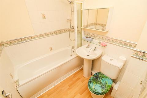 8 Millfields, Ossett, WF5 8HE