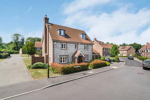 5 bedroom detached house for sale, Tinchurch Drive, Burgess Hill, West Sussex, RH15