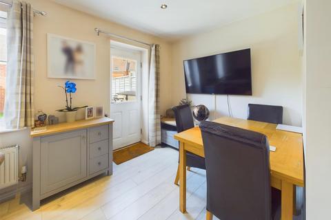 10 Arlington Road, Brockworth, Gloucester, GL3 4GB