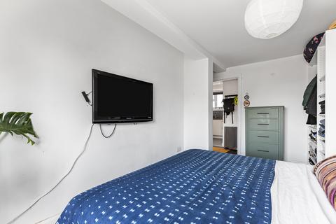 1 bedroom flat for sale, Fairfield Court Fairfield Street, London, SW18