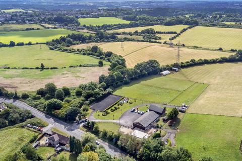 Wayland Stables Beacon Lane, Winterbourne, Bristol, BS36 1SB