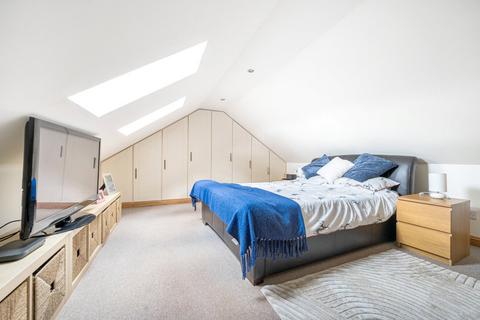 Wayland Stables Beacon Lane, Winterbourne, Bristol, BS36 1SB