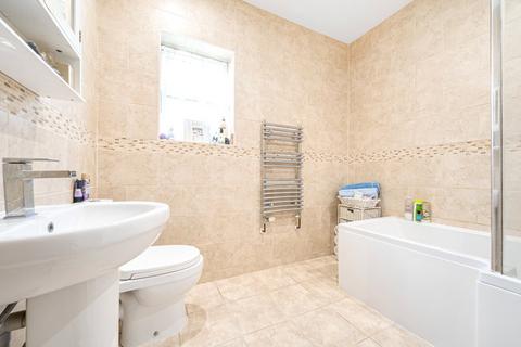 Wayland Stables Beacon Lane, Winterbourne, Bristol, BS36 1SB