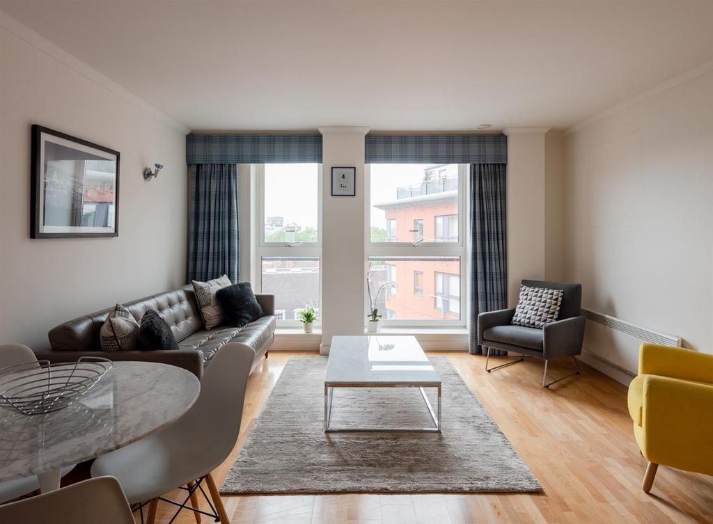 Flat 601 7 High Holborn-07.jpg