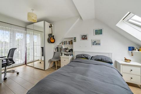9 Ash Grove, Headington, Oxford, OX3 9JN