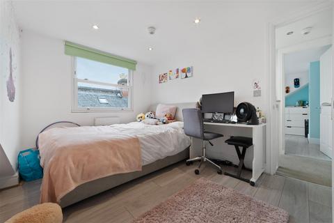33 Exchange Road, Ascot, SL5 7AW