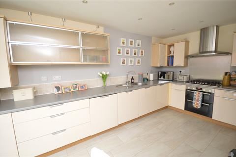 3 bedroom house for sale, Salamanca Crescent, Leeds, West Yorkshire