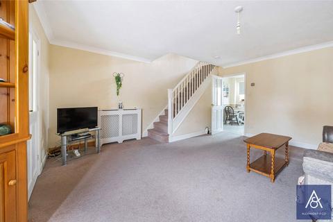 3 bedroom link detached house for sale, Castle Mount, Brackley NN13