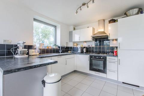 2 bedroom flat for sale, Sumner Road, Peckham, London, SE15