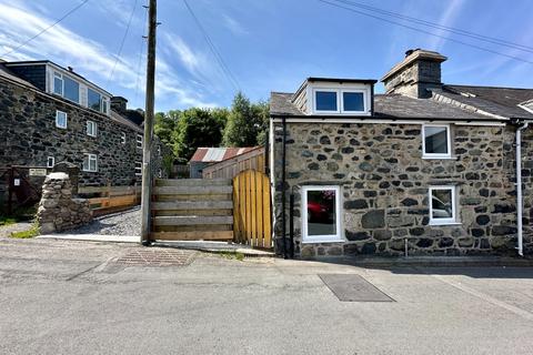 undefined, Yr Hen Dy Cwrdd, South Street, Dolgellau, LL40 1NE
