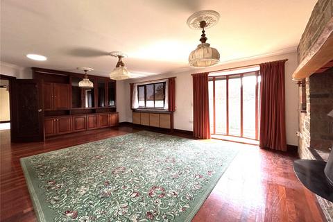 Blue Pine Lodge Blind Lane, Chard, TA20 2JW