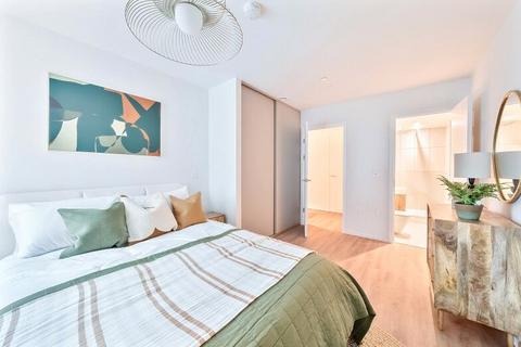 2 bedroom apartment for sale, E106 The Waterfront, Poole BH15