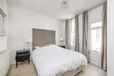 1 bedroom flat for sale, Colville Gardens, Notting Hill, London