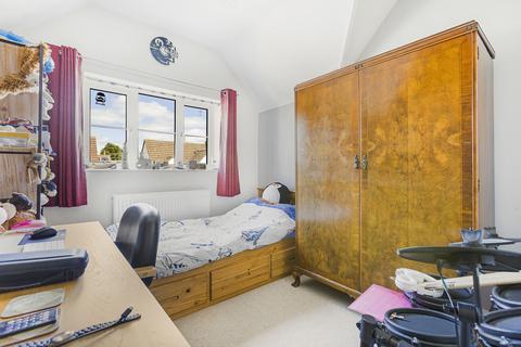 2 Bowyer Road, Abingdon, OX14 2EW