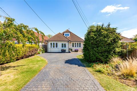 4 bedroom detached house for sale, Hullbridge Road, South Woodham Ferrers, Essex, CM3