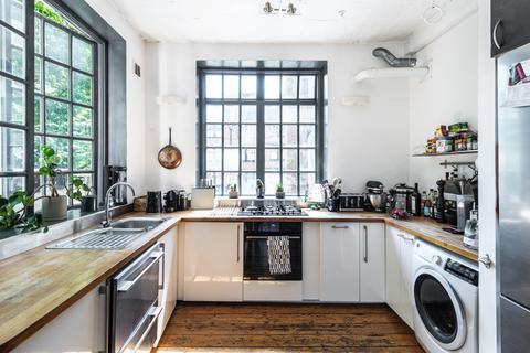 2 bedroom flat for sale, Cobb Street, Spitalfields, Aldgate, London