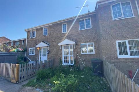 3 bedroom terraced house to rent, Bexhill Road, St. Leonards-On-Sea