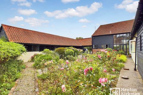 5 bedroom barn conversion for sale, Boreham Road, Great Leigh`s (nr Chelmsford)