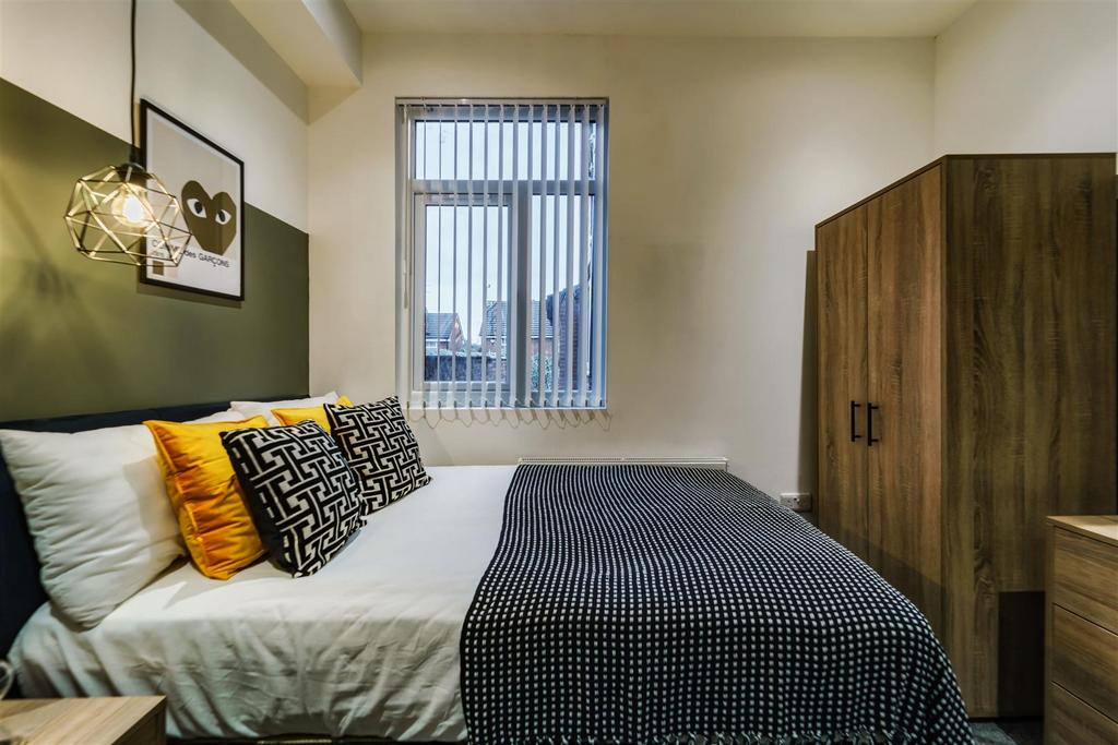 Room 2 C.jpg