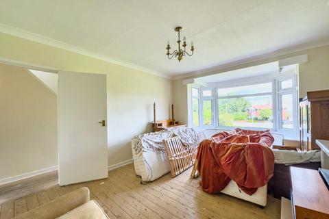 1 Dean Park Drive, Drighlington, Bradford, BD11 1AL