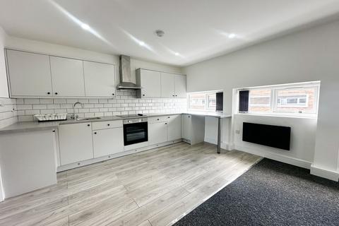 1 bedroom apartment to rent, Market Square, Cradley Heath, B64