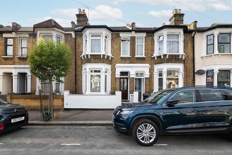 3 bedroom house for sale, Ashville Road, London