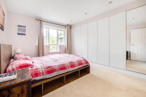 2 bedroom flat for sale, Worple Road, West Wimbledon