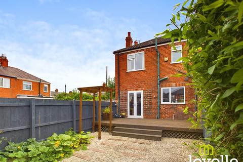 3 bedroom end of terrace house for sale, Aysgarth Avenue, East Riding of Yorkshire HU6