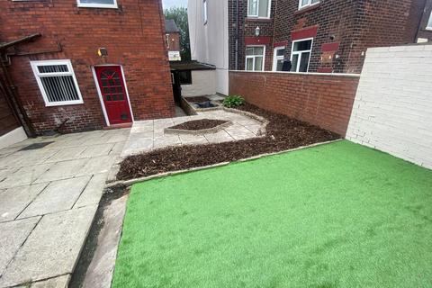 264 Fields New Road, Chadderton, Oldham, OL9 8NZ