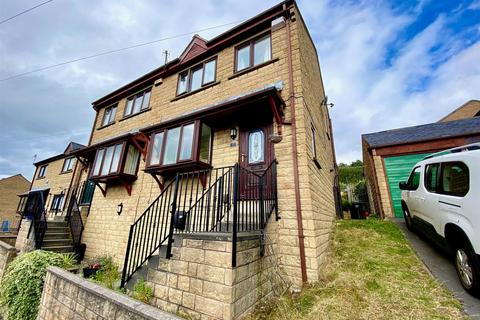 4 bedroom detached house for sale, Caldercroft, Elland