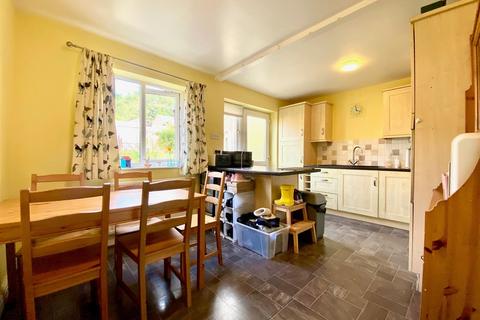 4 bedroom detached house for sale, Caldercroft, Elland