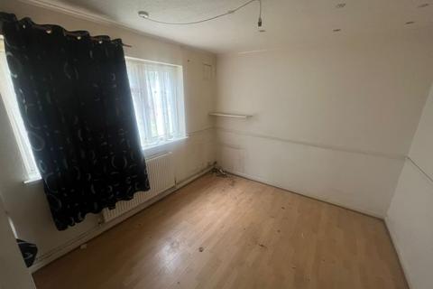 13 Cambria Close, Hounslow, TW3 3RR