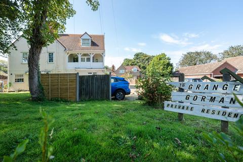 2 bedroom maisonette for sale, Coast Road, Overstrand, NR27