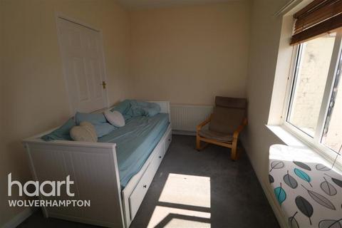 2 bedroom terraced house to rent, Weston Road, Stafford