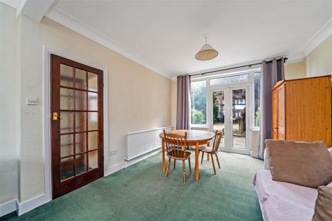 181 Hampton Road, Chingford, London, E4 8NS