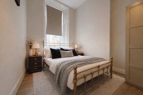 2 bedroom flat to rent, Canonmills, Edinburgh EH3