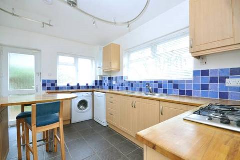 3 bedroom semi-detached house to rent, Ludlow Road, Guildford, Surrey, GU2