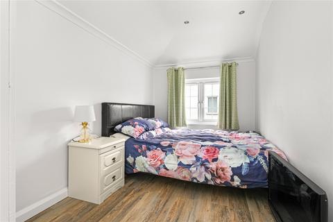 11 Brockenhurst Road, Ascot, SL5 9DJ